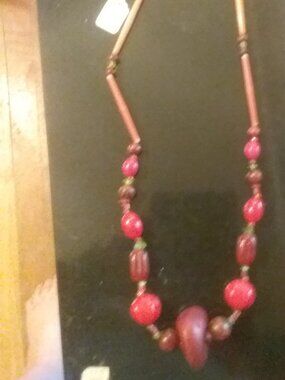 Teresa Goodall ended necklac3